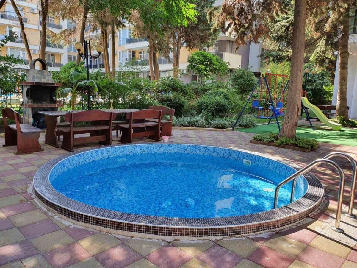 Апартамент За Гости ,,Христина" Rawda Exterior foto